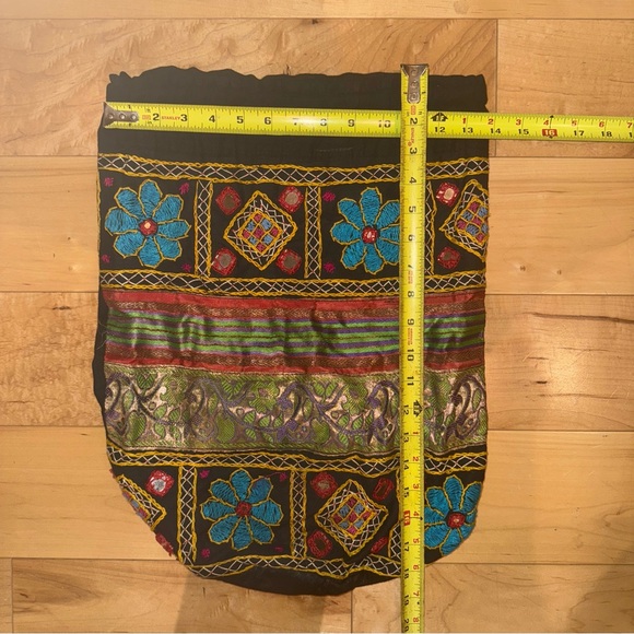 Colorful Embroidered Bohemian backpack - Picture 5 of 5